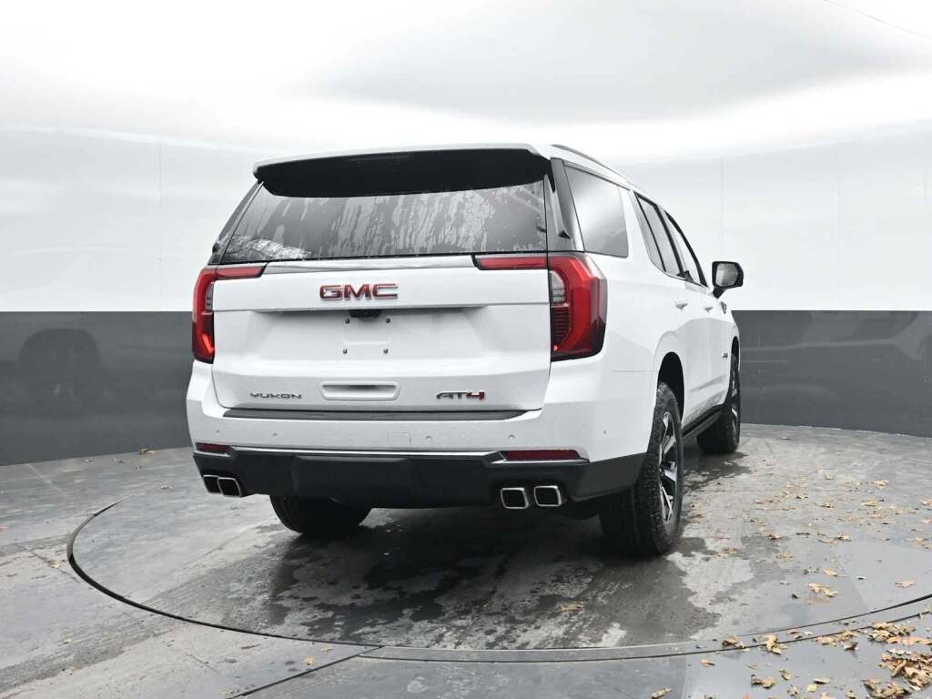 2026 GMC Yukon 4WD AT4