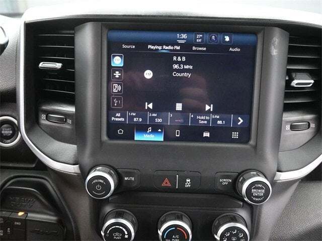 2022 Ram 3500 Big Horn Crew Cab 4x4 8' Box