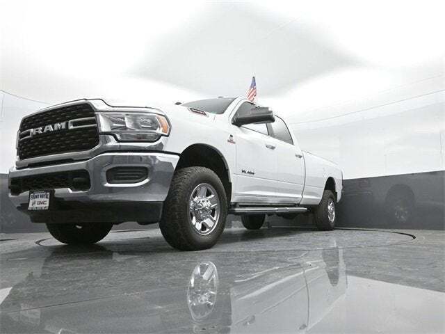 2022 Ram 3500 Big Horn Crew Cab 4x4 8' Box