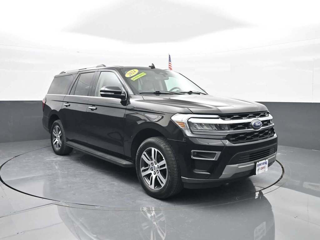 2024 Ford Expedition Limited's photo
