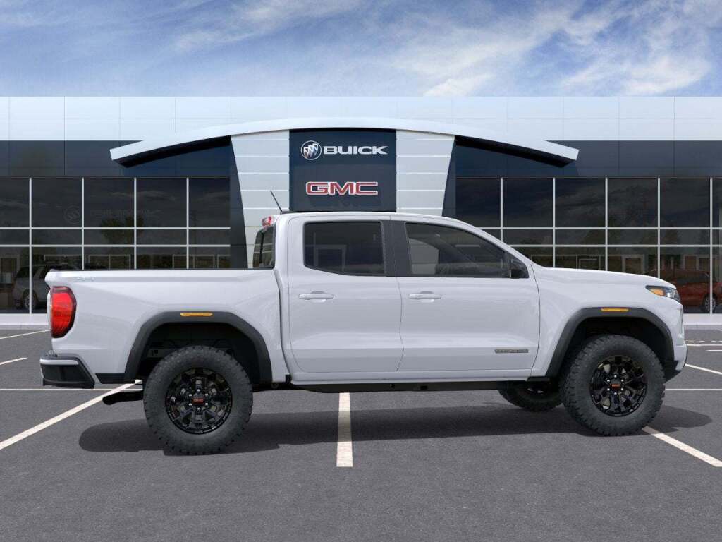 2026 GMC Canyon Elevation, 4WD