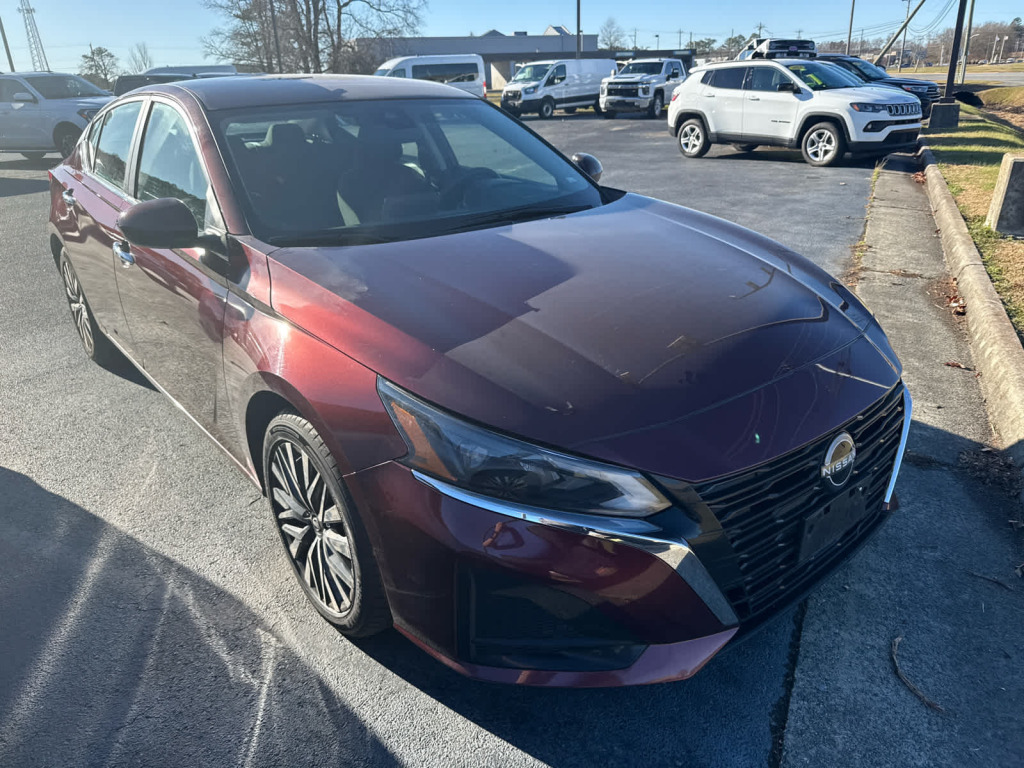 2023 Nissan Altima SV