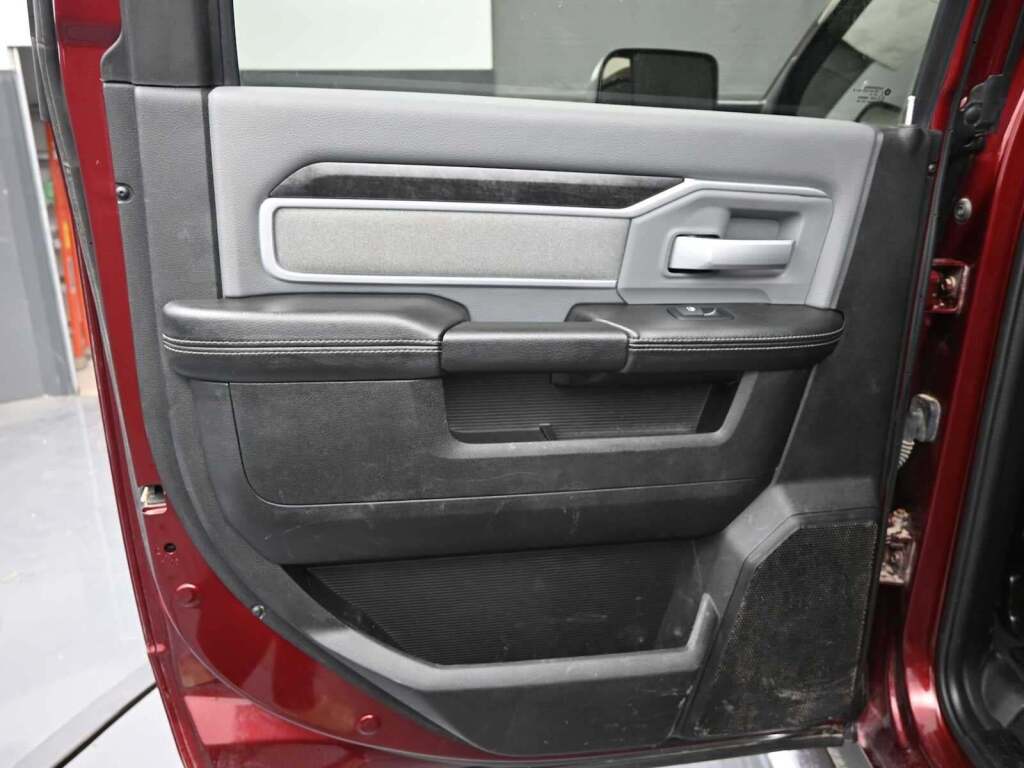 2022 Ram 2500 Big Horn Crew Cab 4x4 6'4" Box