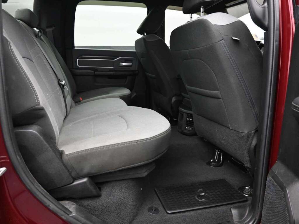 2022 Ram 2500 Big Horn Crew Cab 4x4 6'4" Box