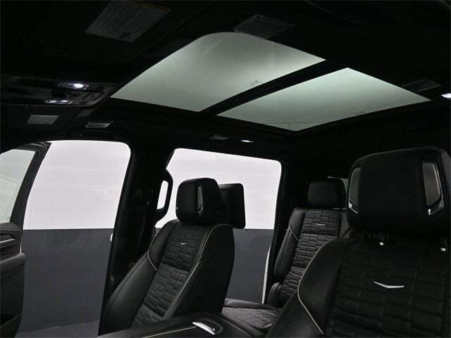 2023 Cadillac Escalade ESV 4WD Premium Luxury Platinum