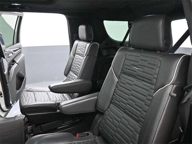 2023 Cadillac Escalade ESV 4WD Premium Luxury Platinum