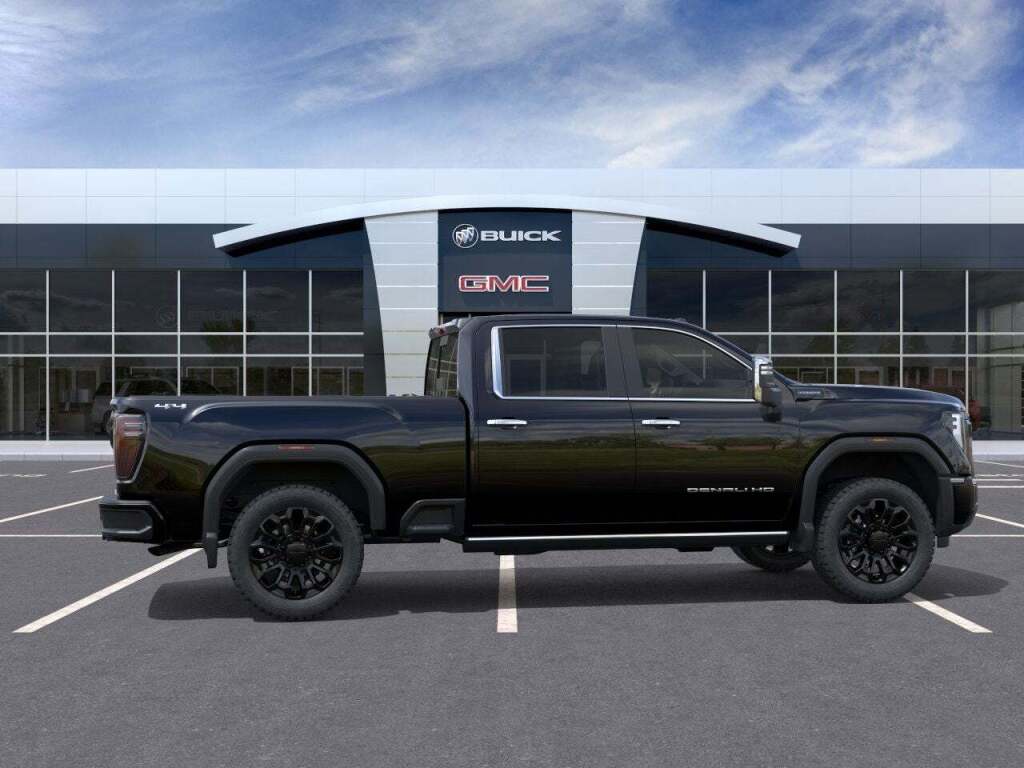 2026 GMC Sierra 2500HD Denali Ultimate