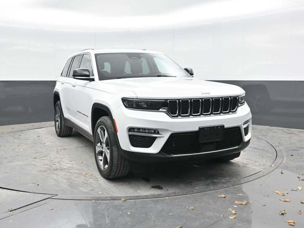 2023 Jeep Grand Cherokee Limited's photo