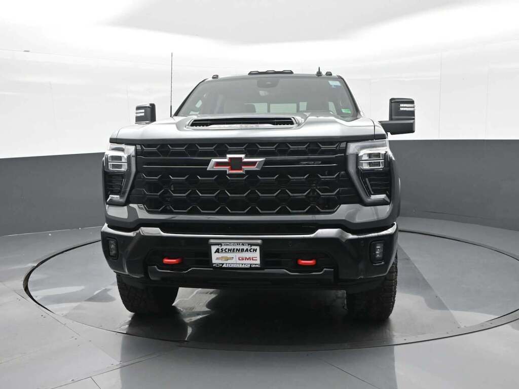 2026 Chevrolet Silverado 2500HD Crew Cab, Standard Bed, XR2, 4WD