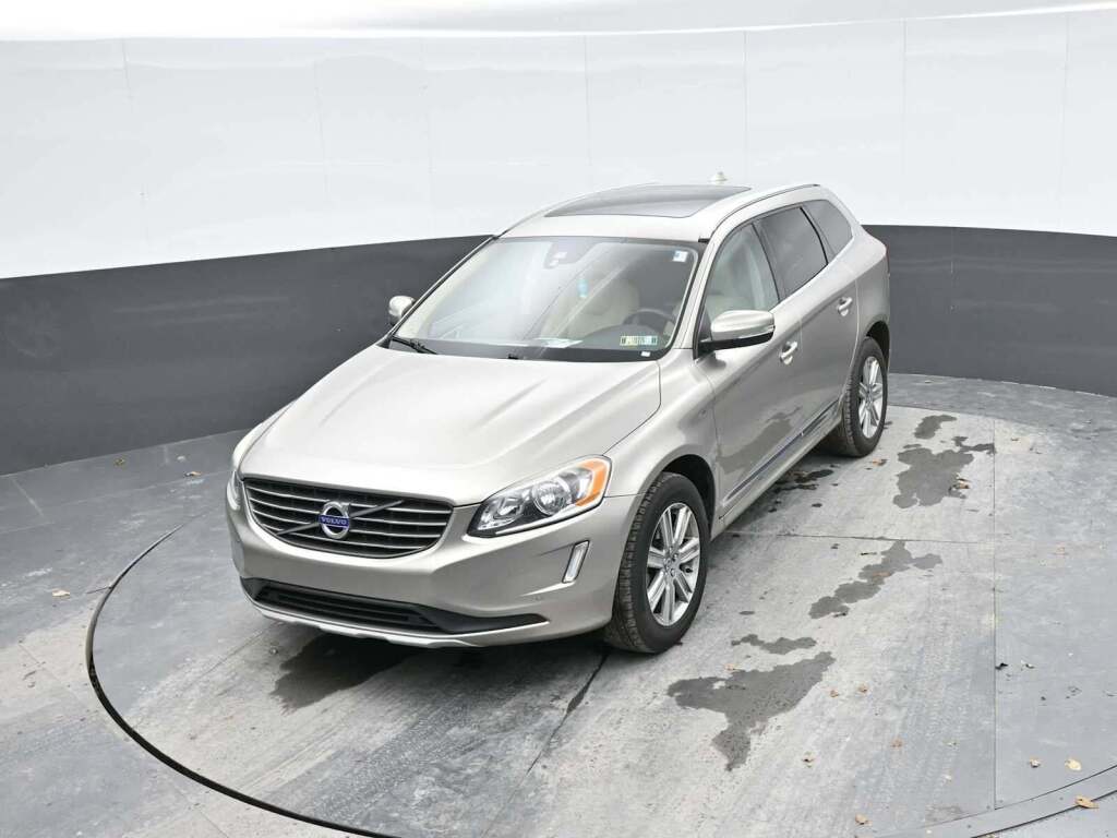 2016 Volvo XC60 T6 Drive-E