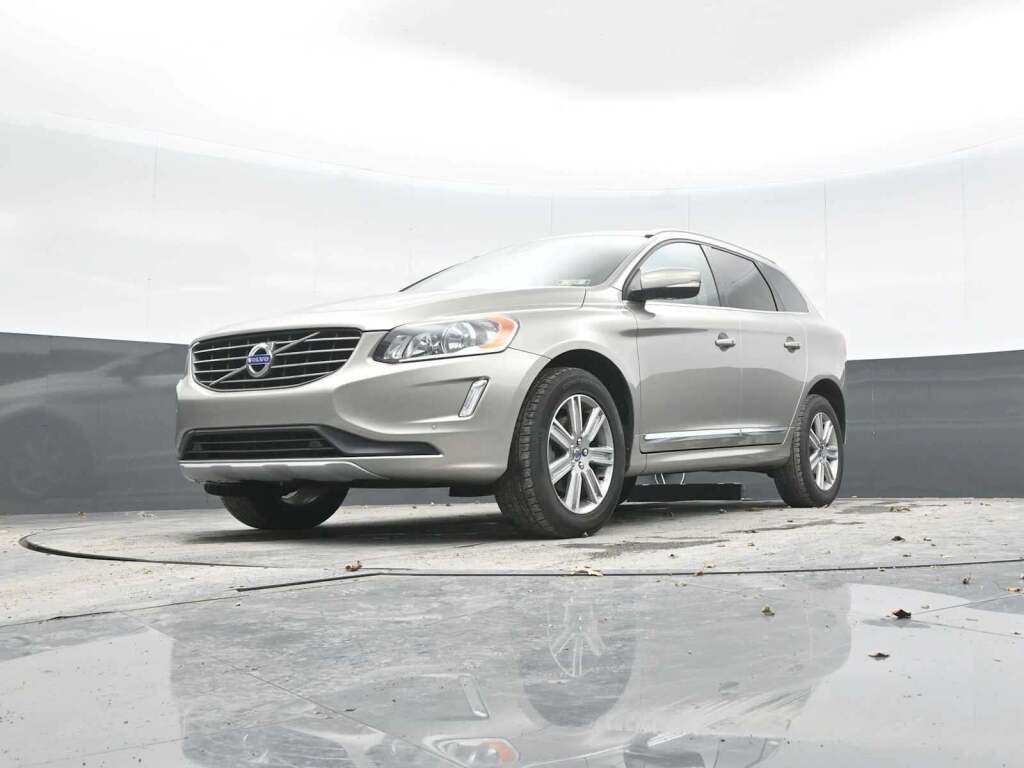 2016 Volvo XC60 T6 Drive-E