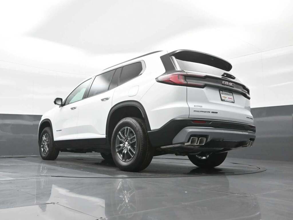 2026 GMC Acadia Elevation AWD