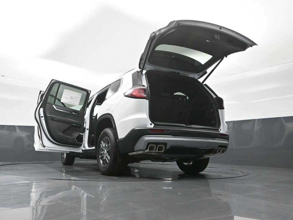2026 GMC Acadia Elevation AWD