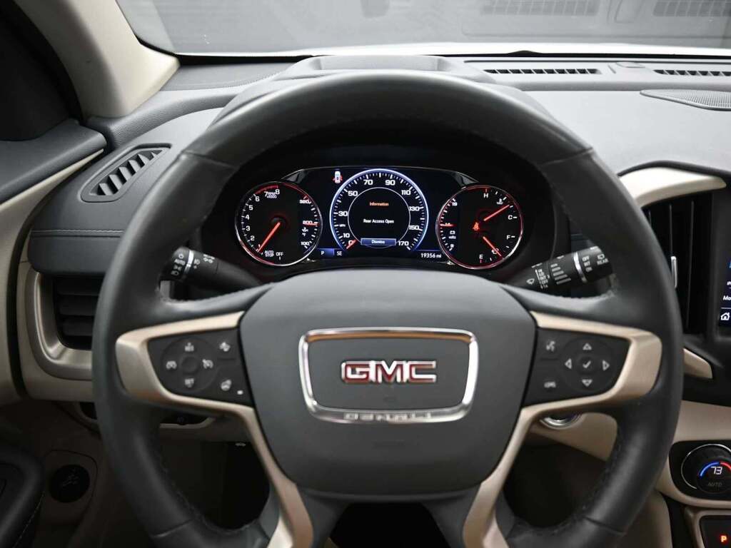 2024 GMC Terrain AWD Denali