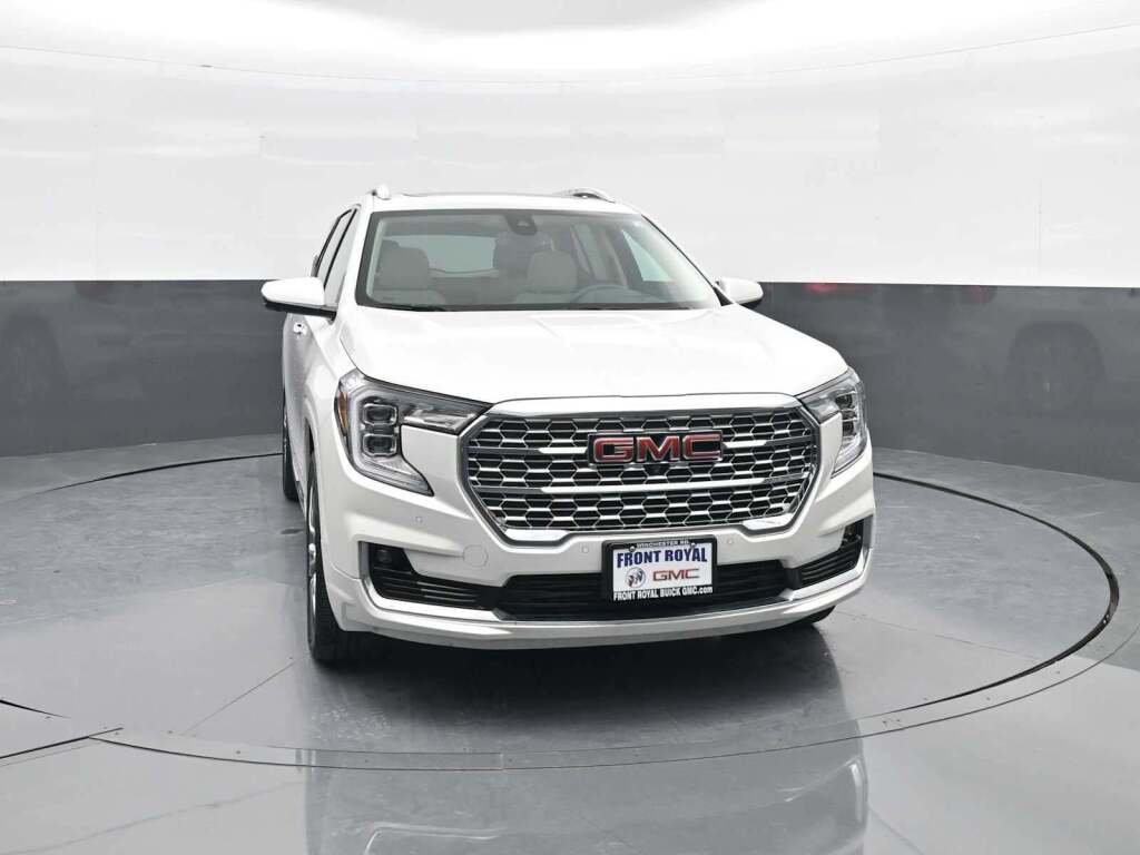 2024 GMC Terrain AWD Denali