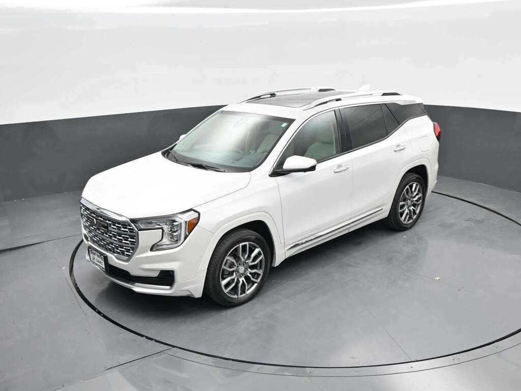 2024 GMC Terrain AWD Denali