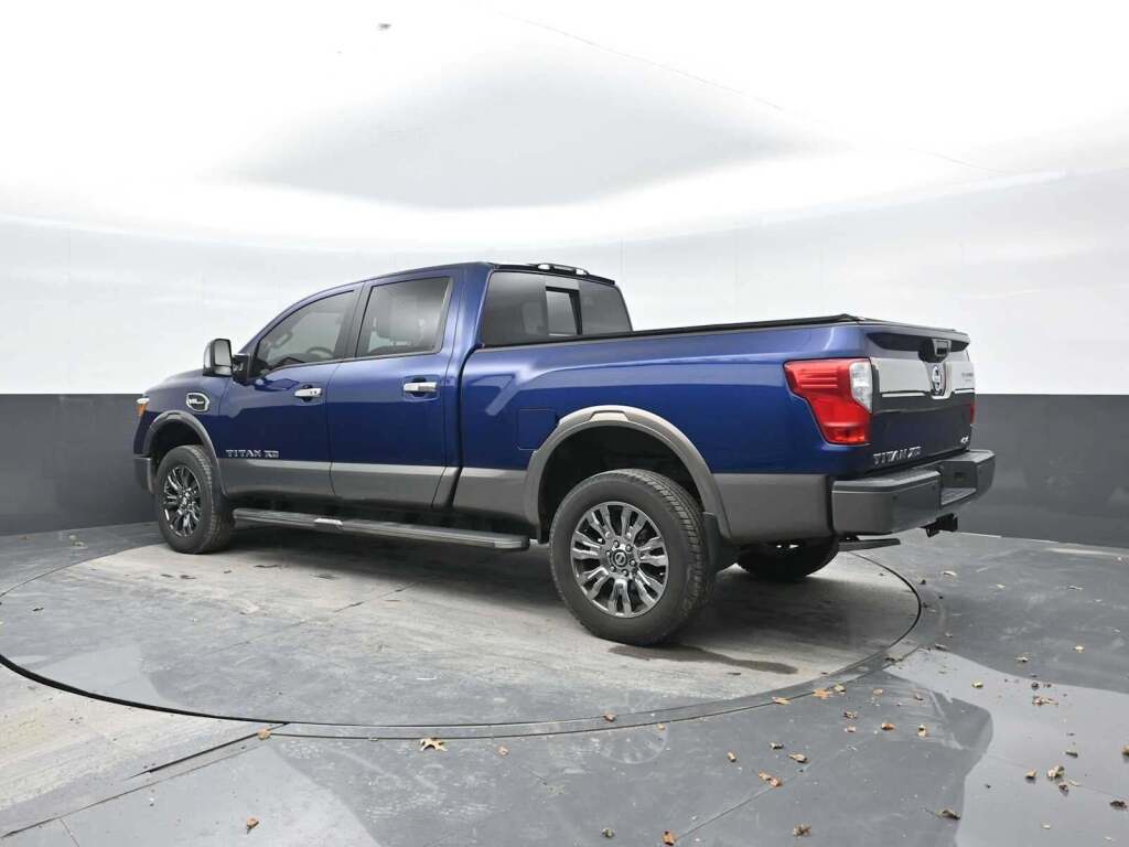 2017 Nissan Titan XD Platinum Reserve's photo