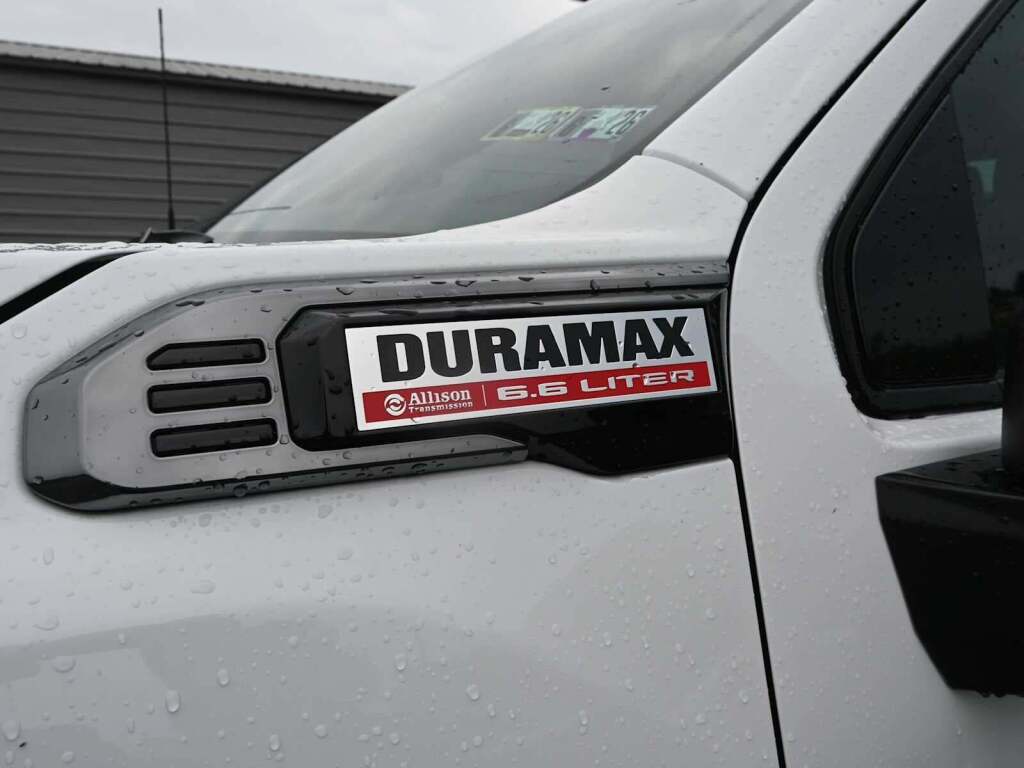 2025 GMC Sierra 2500HD AT4