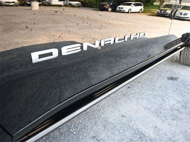 2025 GMC Sierra 2500HD Denali