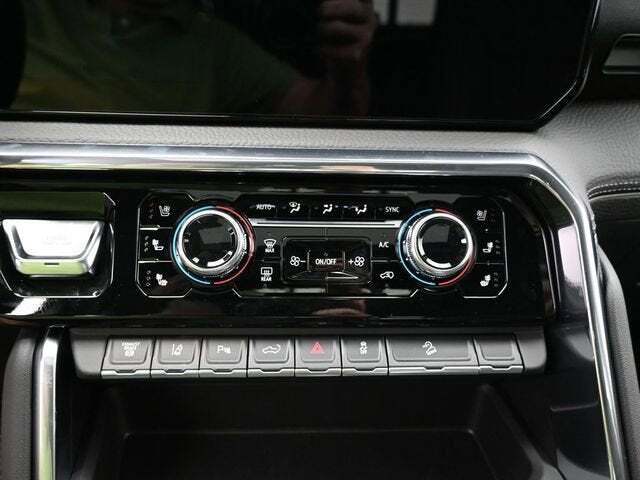 2025 GMC Sierra 2500HD Denali