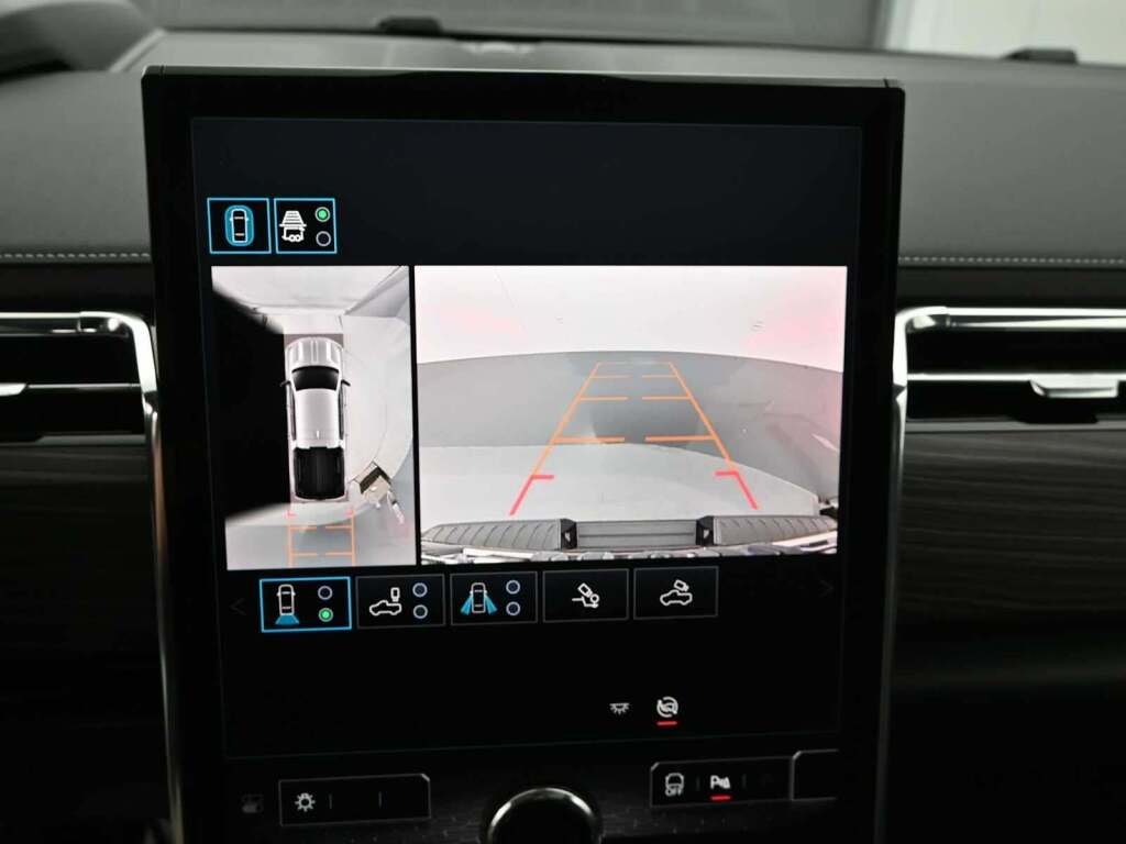 2025 GMC Sierra EV Denali