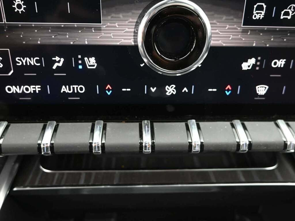 2025 GMC Sierra EV Denali