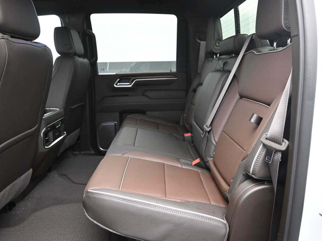 2026 GMC Sierra 2500HD Denali