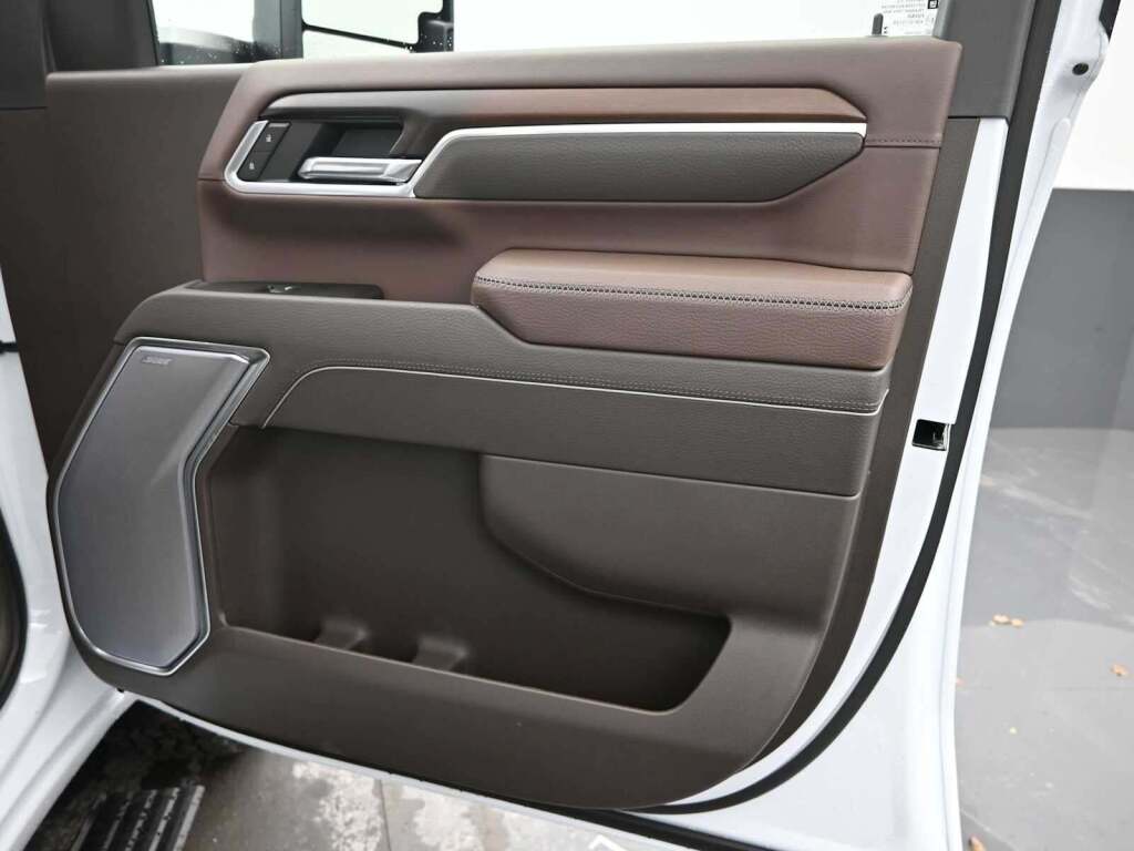 2026 GMC Sierra 2500HD Denali