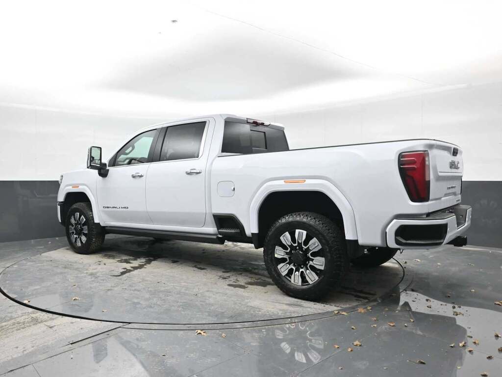 2026 GMC Sierra 2500HD Denali