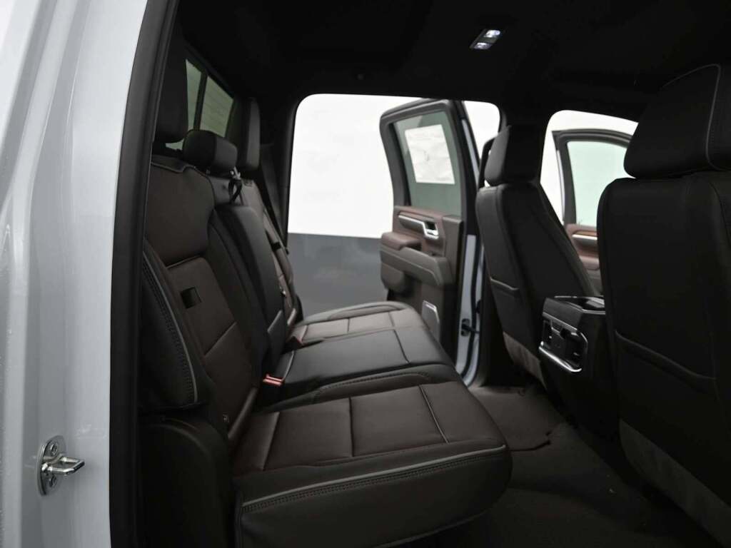 2026 GMC Sierra 2500HD Denali