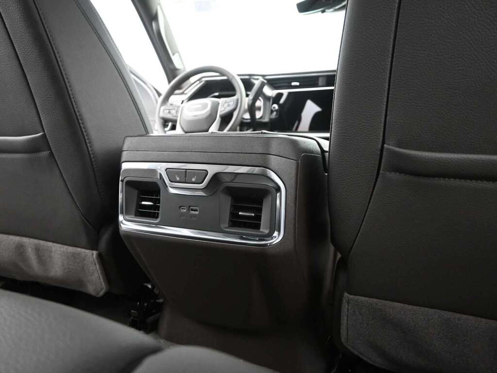 2026 GMC Sierra 2500HD Denali