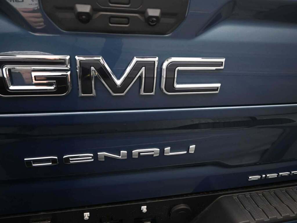 2026 GMC Sierra 2500HD Denali Ultimate