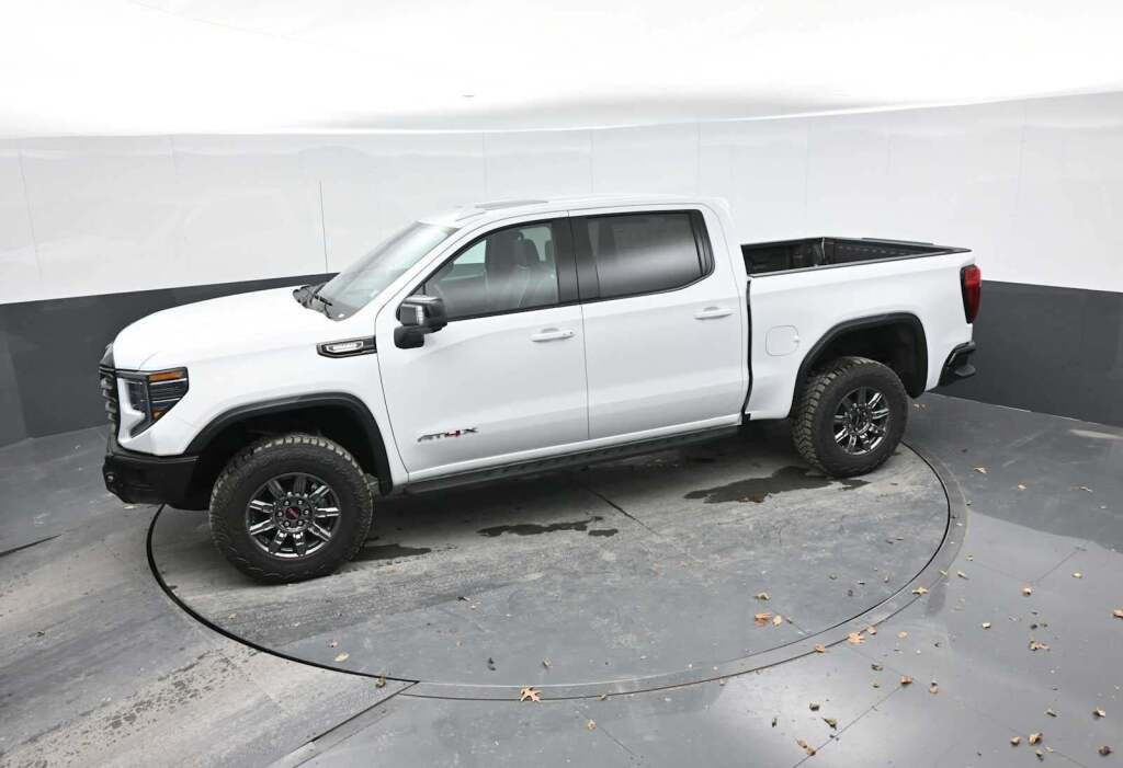 2026 GMC Sierra 1500 AT4X