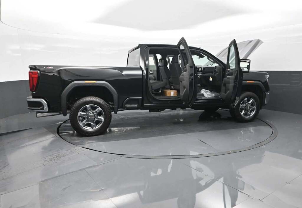 2025 GMC Sierra 2500HD SLE