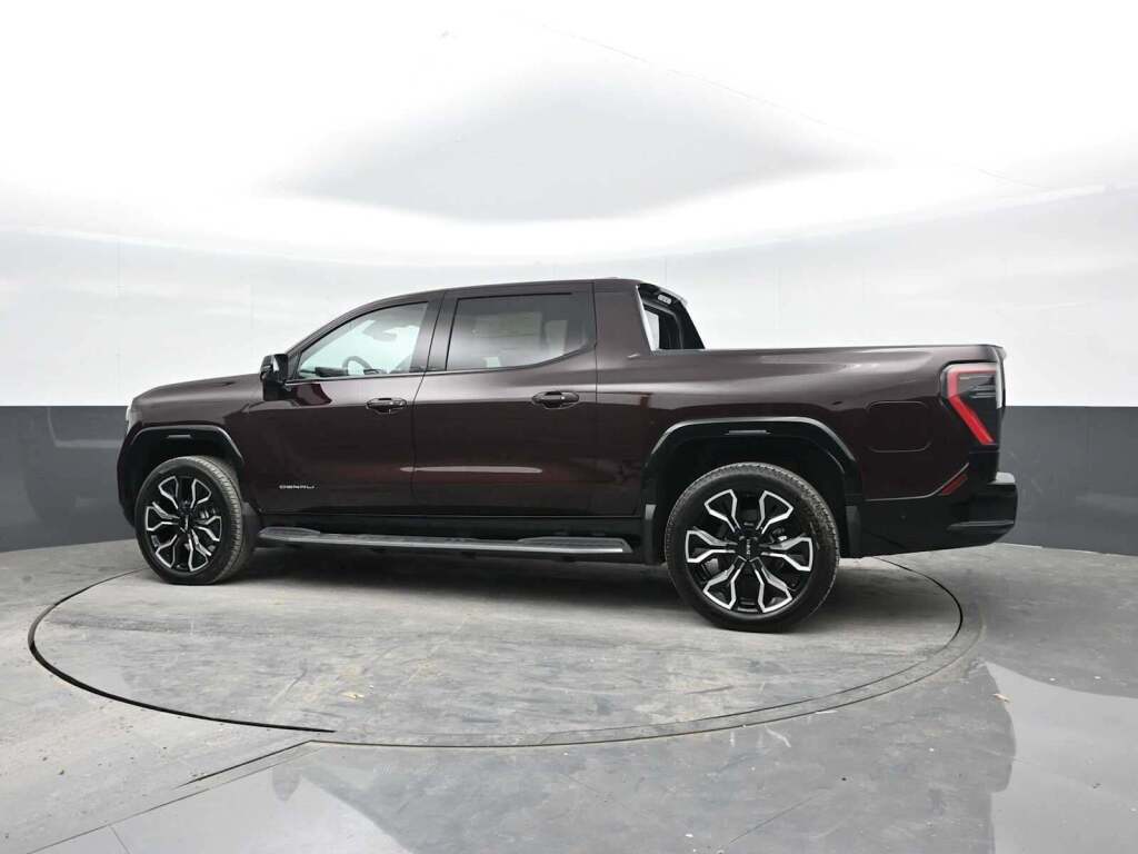 2025 GMC Sierra EV Denali