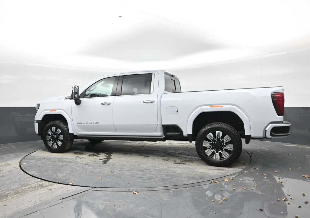 2026 GMC Sierra 2500HD Denali
