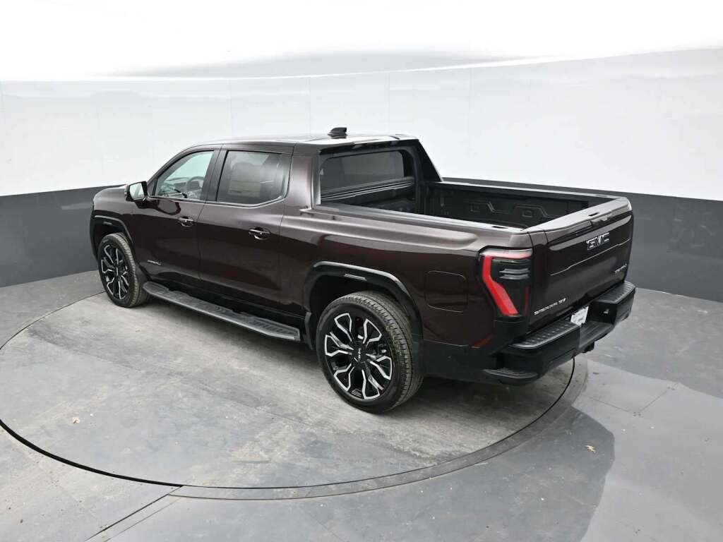 2025 GMC Sierra EV Denali