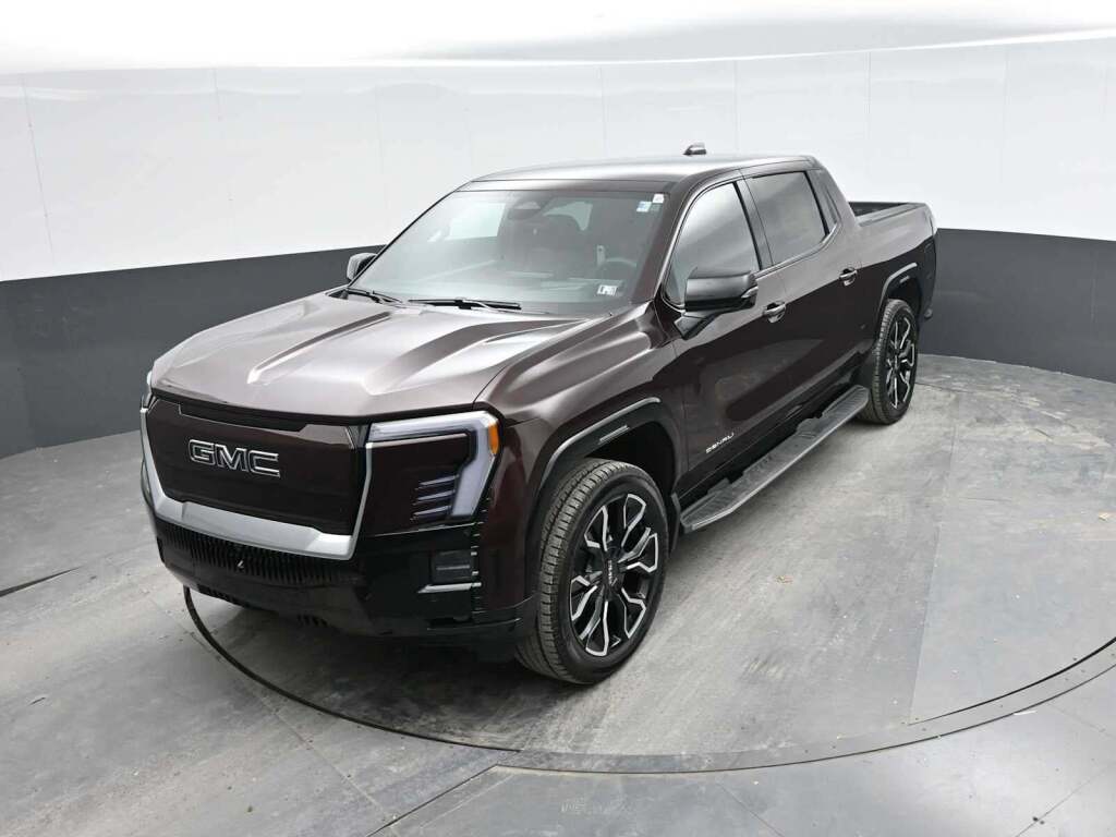 2025 GMC Sierra EV Denali