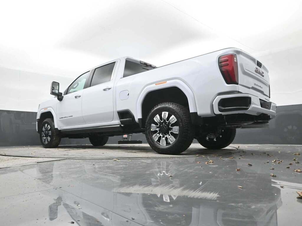 2026 GMC Sierra 2500HD Denali