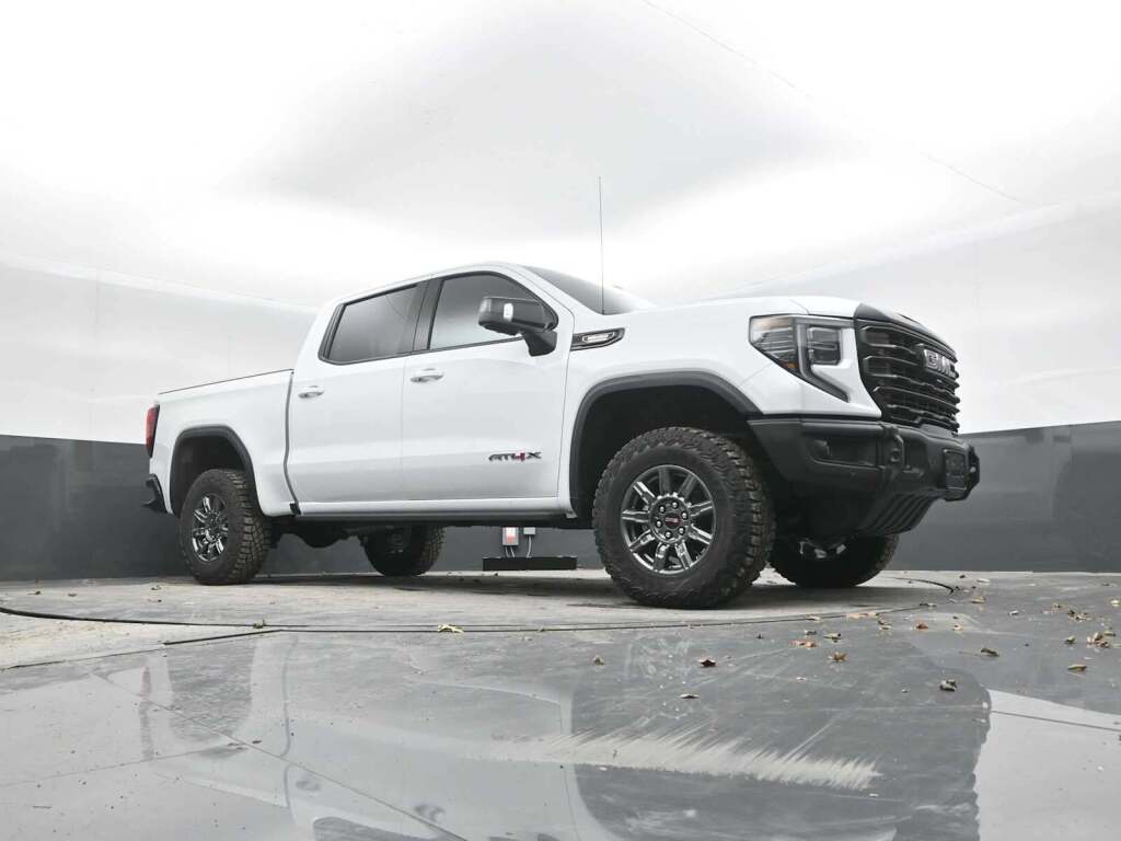 2026 GMC Sierra 1500 AT4X