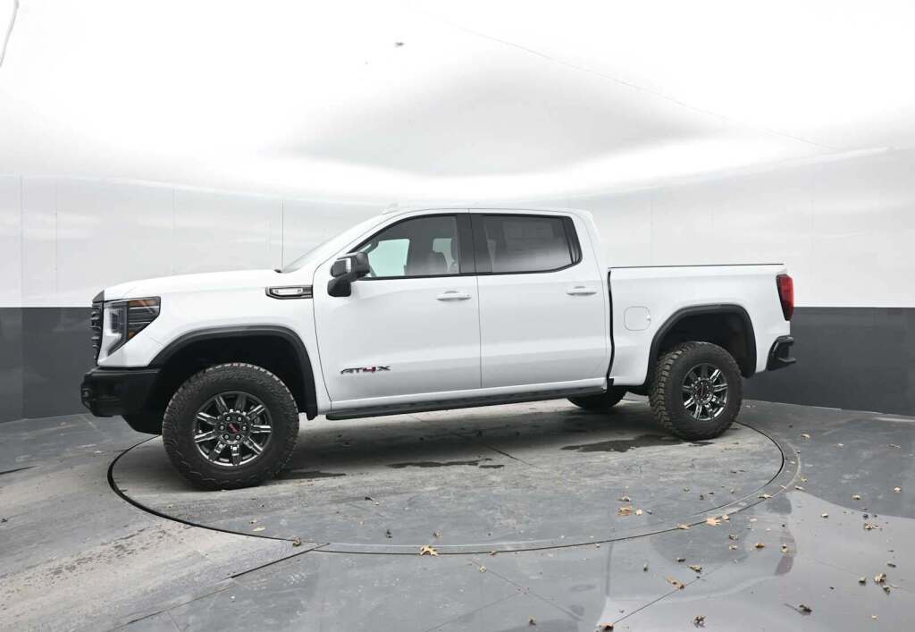 2026 GMC Sierra 1500 AT4X