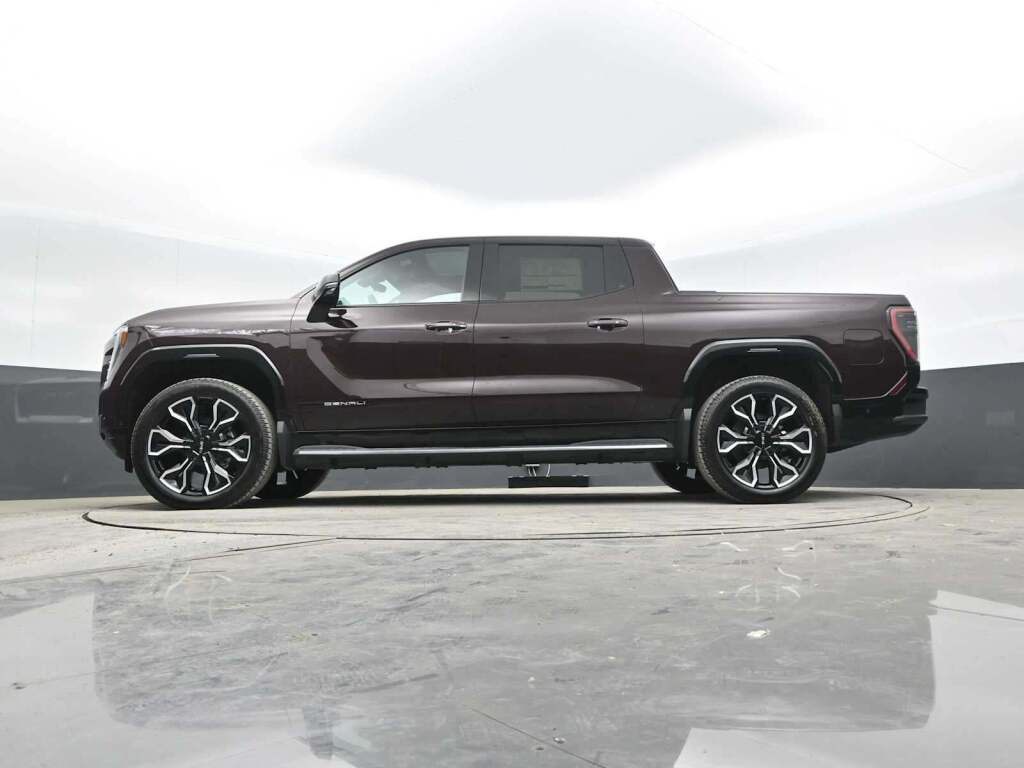 2025 GMC Sierra EV Denali