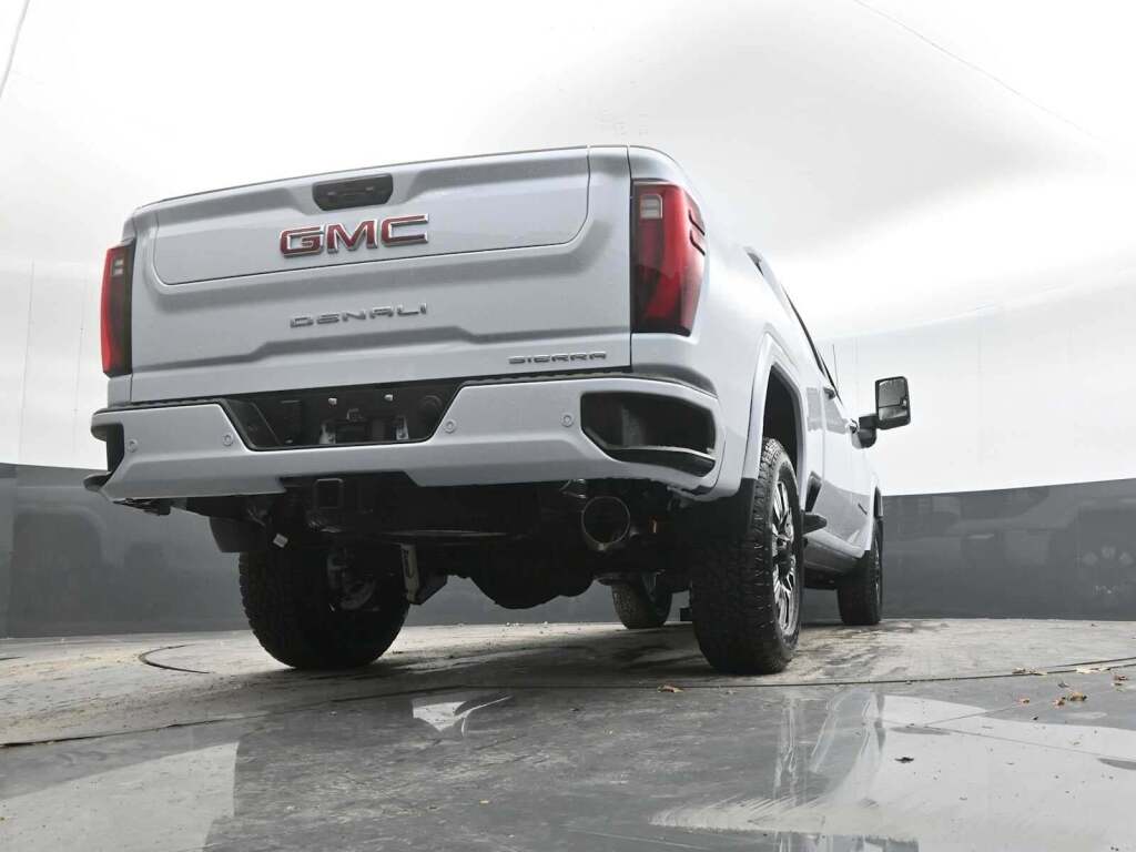 2026 GMC Sierra 2500HD Denali