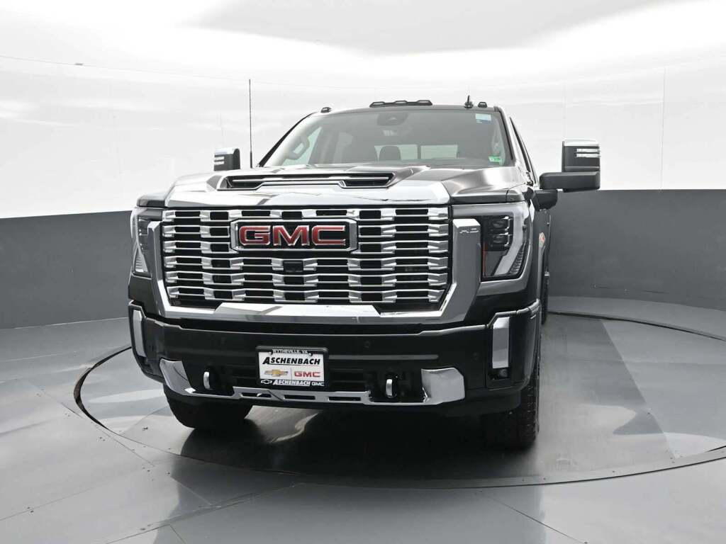 2025 GMC Sierra 2500HD Denali