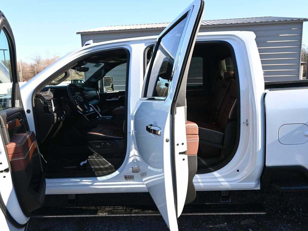 2026 GMC Sierra 3500HD Denali Ultimate