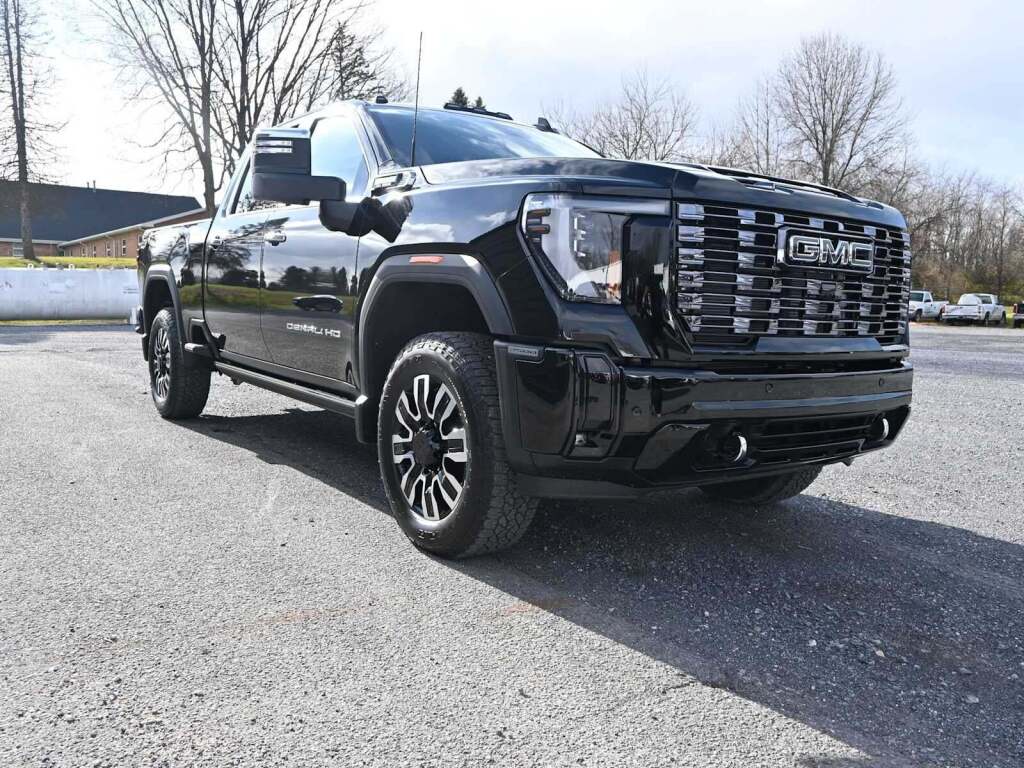 2026 GMC Sierra 2500HD Denali Ultimate