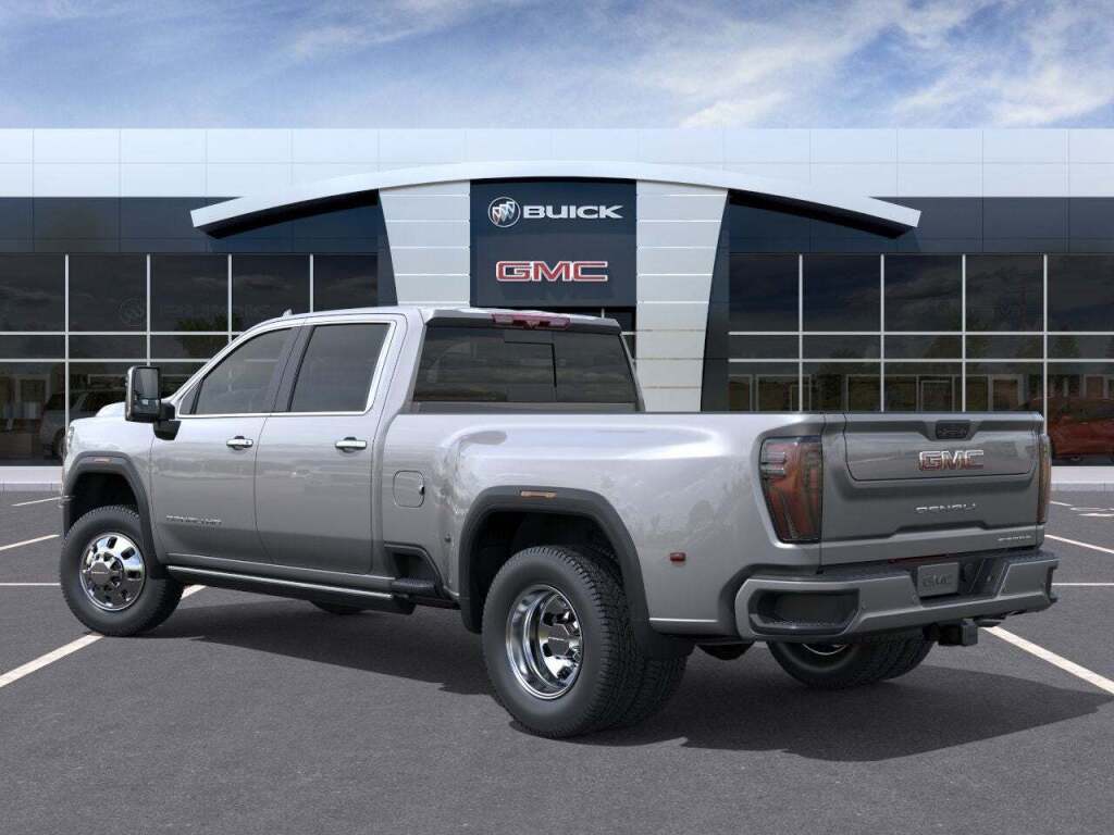 2026 GMC Sierra 3500HD Denali