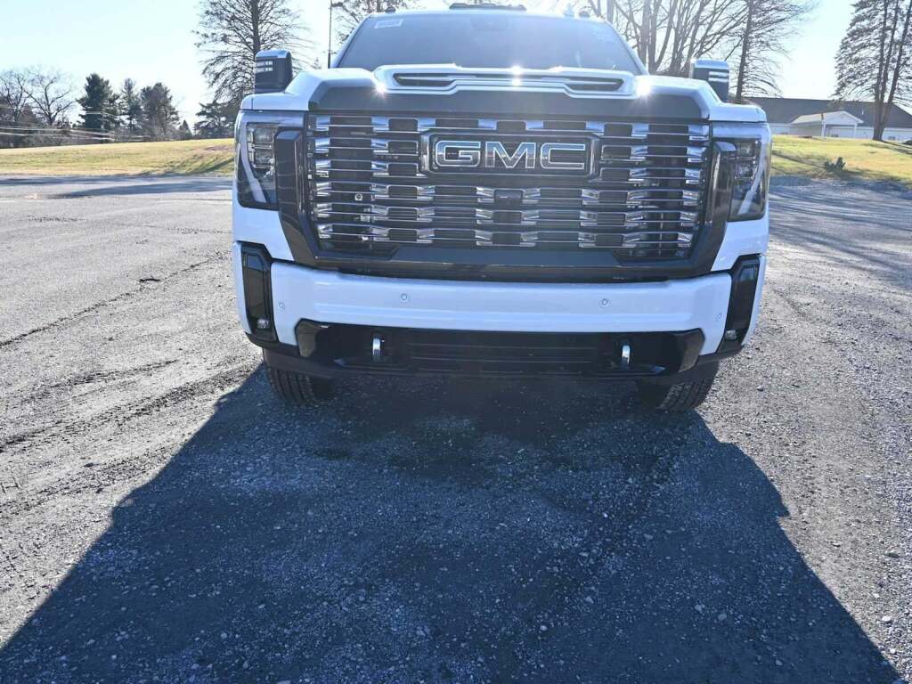 2026 GMC Sierra 3500HD Denali Ultimate