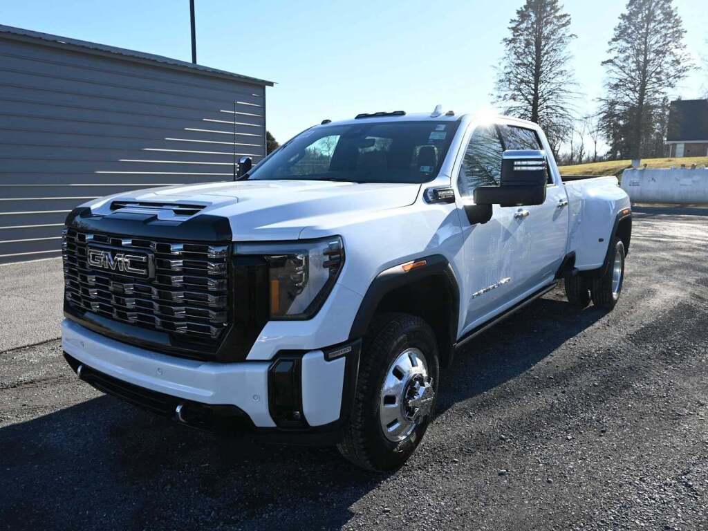 2026 GMC Sierra 3500HD Denali Ultimate