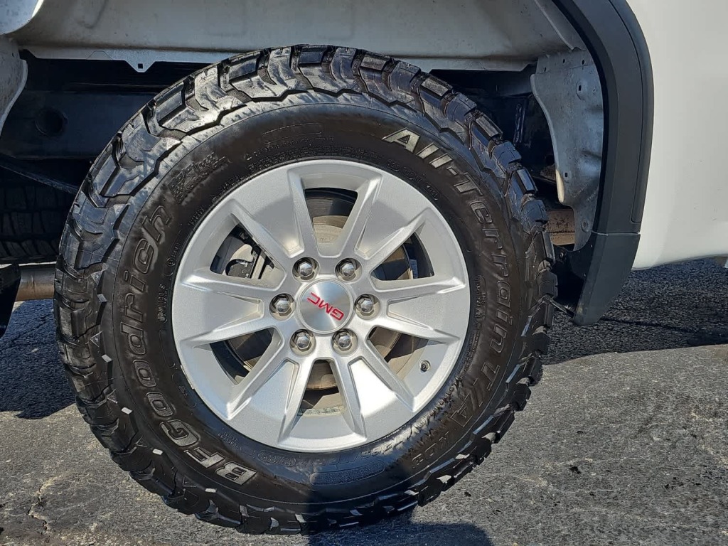 2023 GMC Sierra 1500 SLE